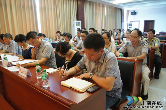 太伏镇：教育系统迎来“新鲜血液”(图2)