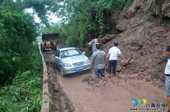 云锦镇：再遭暴雨袭击&nbsp;措施得力平安度过(图7)