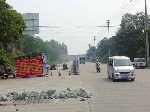 松山南路将改造为城市主干道(图1) 松山南路将改造为城市主干道(图1)