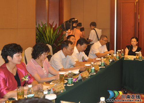 四川省农业厅领导赞扬泸县农业农村工作(图3)