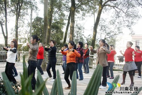 访泸州市纳溪区龙车镇党委书记余云江(图5) 访泸州市纳溪区龙车镇党委书记余云江(图5)