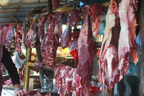 “牛魔王”袭川南&nbsp;肉牛供应紧缺&nbsp;牛肉价涨得凶(图1)