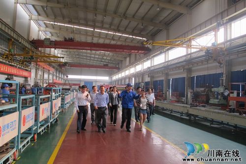 合江县考察团赴重庆市江津区考察融资工作(图1) 合江县考察团赴重庆市江津区考察融资工作(图1)