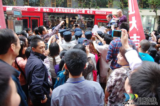 金马影帝任达华:祝泸州人民中秋节快乐(图18) 金马影帝任达华:祝泸州人民中秋节快乐(图18)