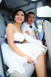 泸州:直升机婚礼 成本每小时3万元(图1) 泸州:直升机婚礼 成本每小时3万元(图1)