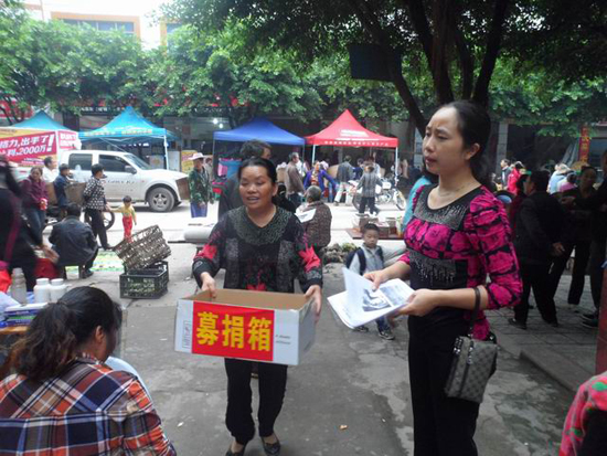 焦滩乡:学生患重症 众人献爱心(图2) 焦滩乡:学生患重症 众人献爱心(图2)