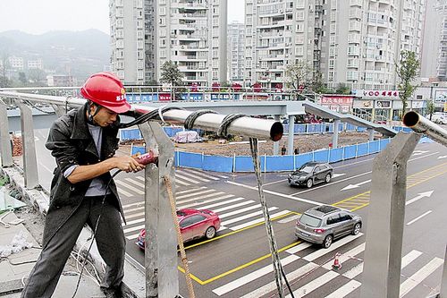 宜宾城区8个人行天桥和地下通道年底完工(图1)
