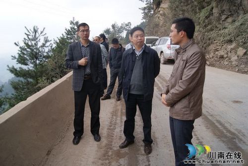 魏光德率队莅临水口镇调研酒业园区建设情况(图2)