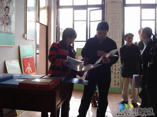 四川省老龄办领导到纳溪开展老年大学评审工作(图1)
