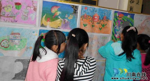 九支中学举办"喜迎十八大，想美好未来科幻画"作品展(图2)