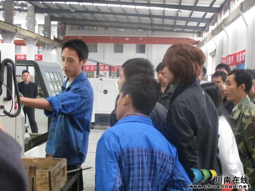 泰安镇:培养专业人才促就业(图2) 泰安镇:培养专业人才促就业(图2)