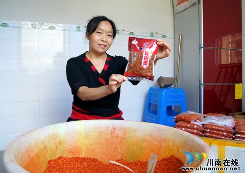 叙永:加工辣椒促增收(图3) 叙永:加工辣椒促增收(图3)