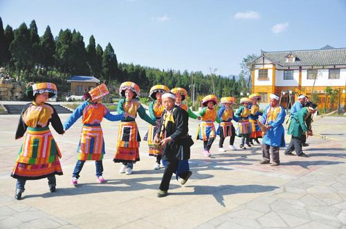 黄荆老林红军树下&nbsp;生态游引来五星级酒店(图1)