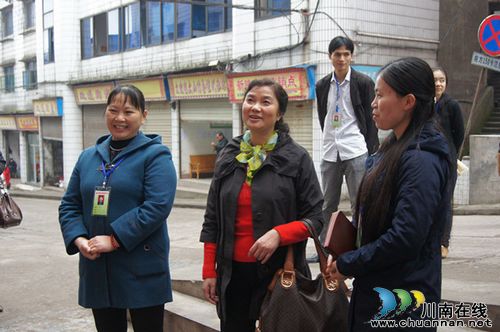 泸州市科协检查验收泸县太伏镇太平社区市级科普示范社区创建(图1)