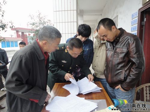 密溪乡：征兵工作掀高潮&nbsp;热血青年踊报名(图1)