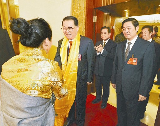 侧记四川的实践诠释中国特色社会主义(图1)