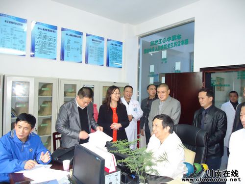 水尾镇：顺利通过省级卫生集镇创建工作(图1)