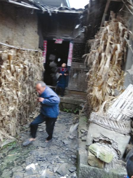 内江隆昌系列地震最新灾情信息:1人轻伤(图1) 内江隆昌系列地震最新灾情信息:1人轻伤(图1)