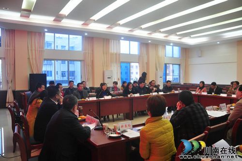 泸县政协特约监督员工作座谈会在县农业局召开(图2) 泸县政协特约监督员工作座谈会在县农业局召开(图2)