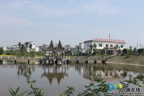 泸县：产村相融&nbsp;&nbsp;趟出丘区产业发展新路子(图1)