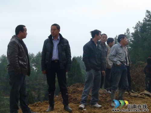 丹桂镇:仙寺村村民变冬闲为冬忙(图1) 丹桂镇:仙寺村村民变冬闲为冬忙(图1)