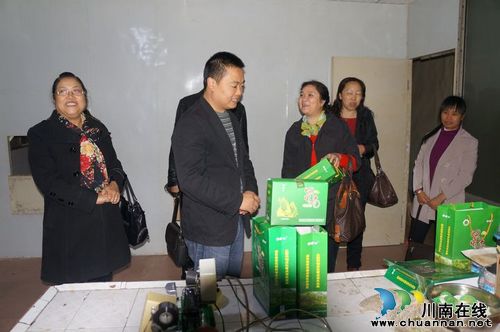 立石镇:"廖麻口"青花椒 国家级青花椒示范基地的品牌代言(图1) 立石镇:"廖麻口"青花椒 国家级青花椒示范基地的品牌代言(图1)