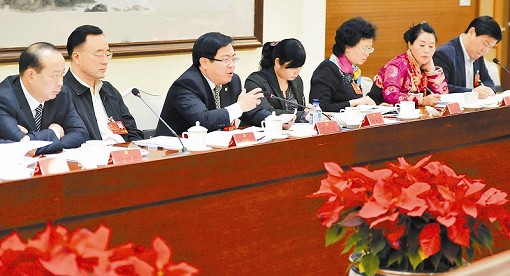 四川代表团:以科学发展观指导四川发展(图1) 四川代表团:以科学发展观指导四川发展(图1)