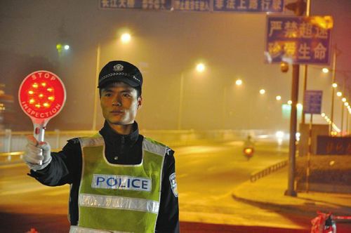 泸州长江大桥桥墩现裂缝&nbsp;禁止一切车辆通行(图4)