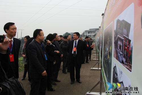合江县新农村建设和荔枝真龙柚产业发展获肯定(图1) 合江县新农村建设和荔枝真龙柚产业发展获肯定(图1)