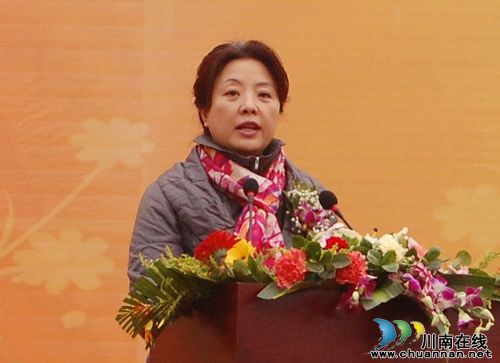 泸州市第15届"忠山之秋"校园文化艺术节开幕(图6) 泸州市第15届"忠山之秋"校园文化艺术节开幕(图6)