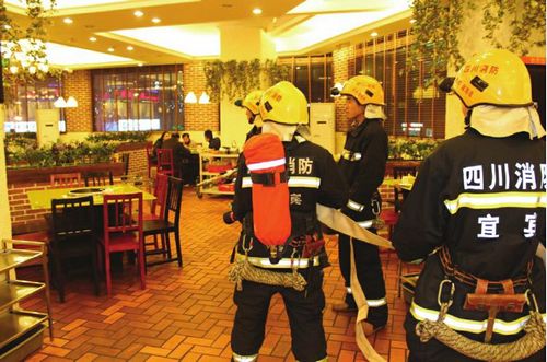 山西火锅店爆炸&nbsp;川南火锅稳得起依旧生意红火(图2)