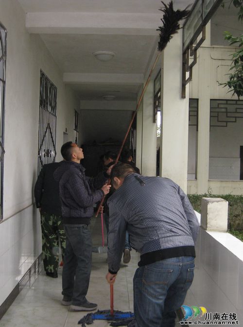 泸县兆雅片区社区矫正对象在太伏镇开展集中教育学习活动(图2)