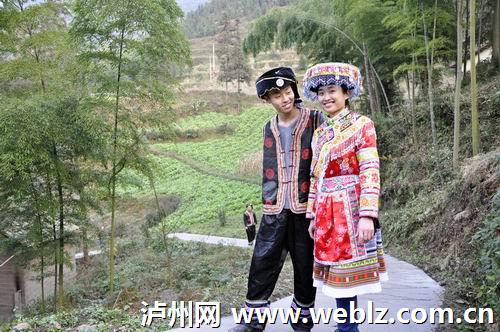 泸州叙永:苗乡儿女晒幸福(图2) 泸州叙永:苗乡儿女晒幸福(图2)