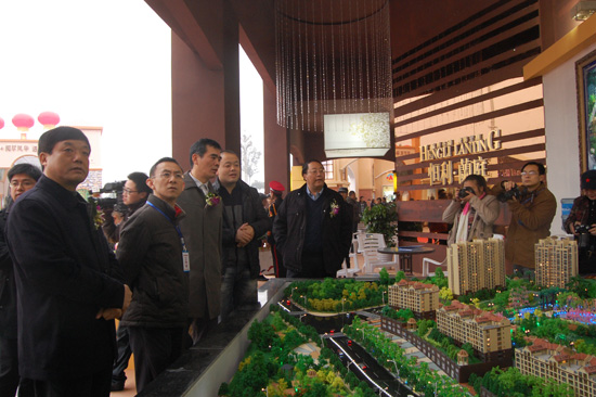 泸州市2012年金秋房交会盛大开幕(图6) 泸州市2012年金秋房交会盛大开幕(图6)