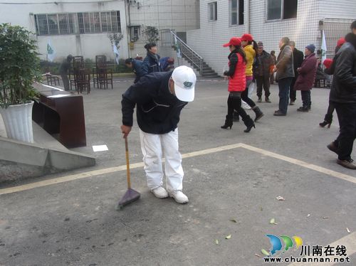 特兴镇：环保从身边小事做起