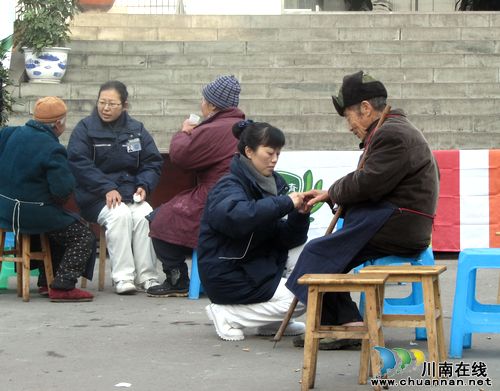 特兴镇:环保从身边小事做起(图2) 特兴镇:环保从身边小事做起(图2)