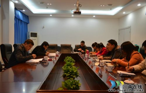 江阳区委常委、副区长胥兴贵到大山坪街道调研(图3) 江阳区委常委、副区长胥兴贵到大山坪街道调研(图3)