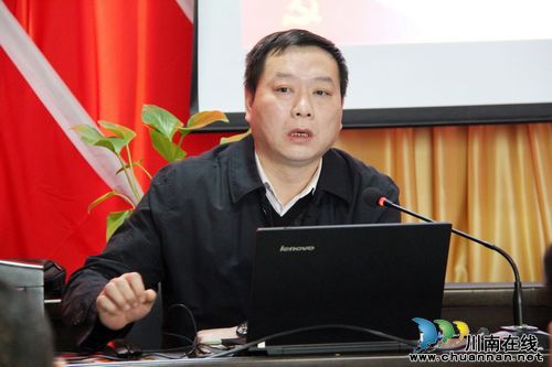 江阳宣讲团深入通滩镇宣讲十八大精神(图2)