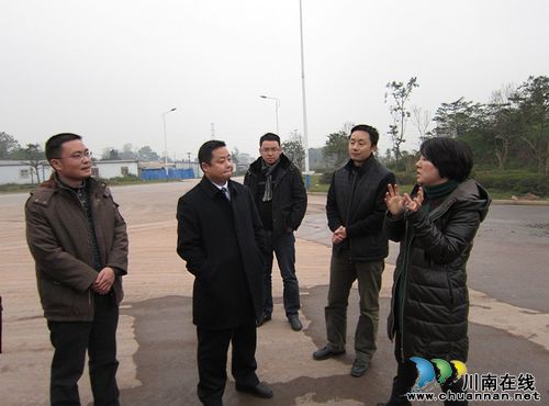 江阳区纪委书记任中榕调研茜草街道社区阵地建设