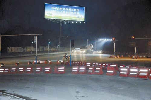 灯 瞪 等宜宾:《新交规》来袭 你适应了吗?(图1) 灯 瞪 等宜宾:《新交规》来袭 你适应了吗?(图1)
