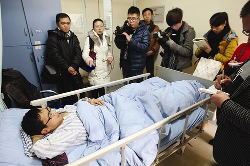 江安最美残疾教师巨型肿瘤“脱身”(图4)