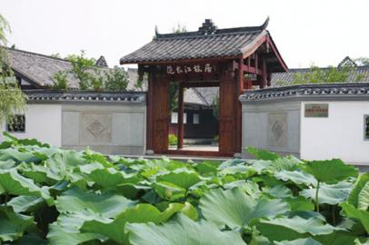 宜泸高速敞开跑 春节川南旅游 何必舍近求远(图2) 宜泸高速敞开跑 春节川南旅游 何必舍近求远(图2)