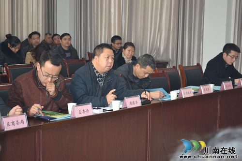 华阳街道:顺利通过2012年目标考核(图2) 华阳街道:顺利通过2012年目标考核(图2)