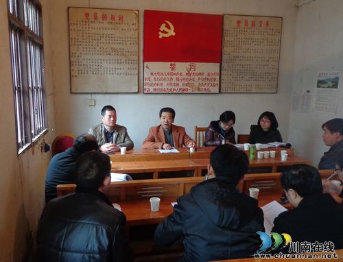 尧坝镇：天堂坝村接受泸州医学院扶贫调研