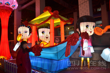第十九届自贡国际恐龙灯会开幕(图25) 第十九届自贡国际恐龙灯会开幕(图25)