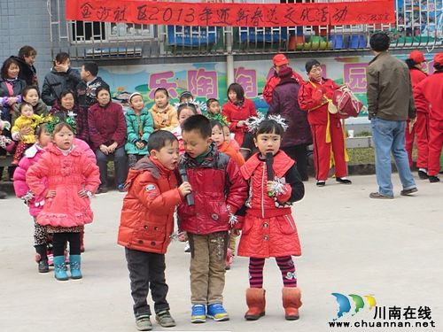 茜草街道:失地农民安居乐业红红火火过大年(图3) 茜草街道:失地农民安居乐业红红火火过大年(图3)
