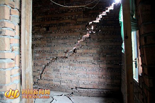 宜宾一乡镇大量农房受损&nbsp;或因采矿所致(图3)
