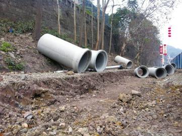 内江:污水处理厂背后 污水直排甜城湖(图2) 内江:污水处理厂背后 污水直排甜城湖(图2)