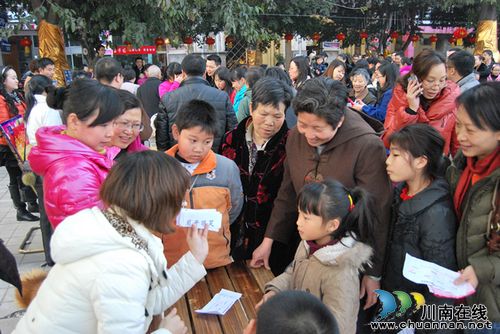 山岩脑社区:居民满意我们快乐!(图2) 山岩脑社区:居民满意我们快乐!(图2)