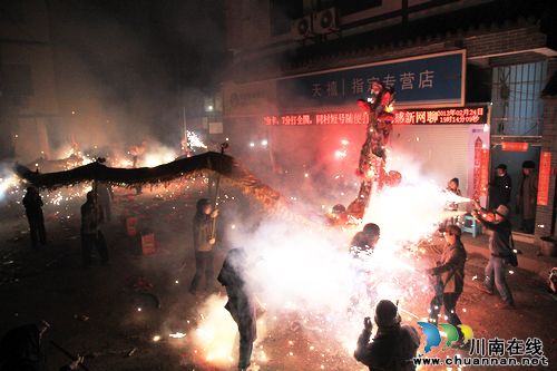泸州尧坝古镇：又是一个元宵节(图2)